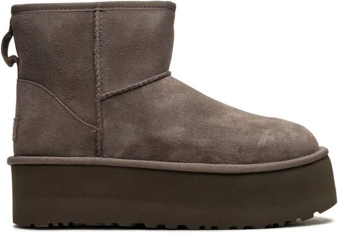 UGG Classic Mini suède laarzen Grijs