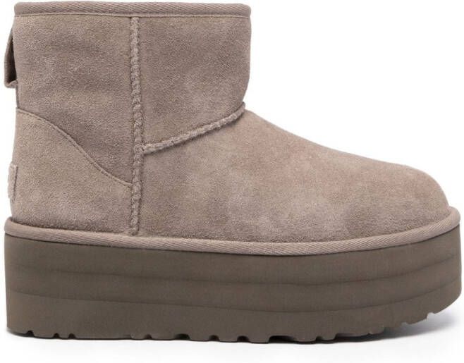 UGG Classic Ultra Mini suède laarzen Grijs