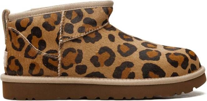 UGG Enkellaarzen met luipaardprint Bruin