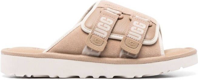 UGG Goldencoast slippers Beige