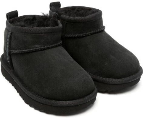 UGG Kids Classic Ultra Mini suède laarzen Zwart