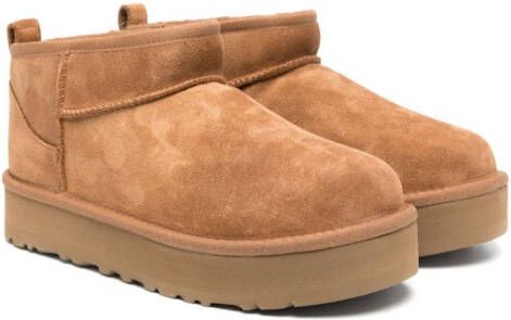 UGG Kids Classic Ultra Mini suède laarzen met plateauzool Bruin