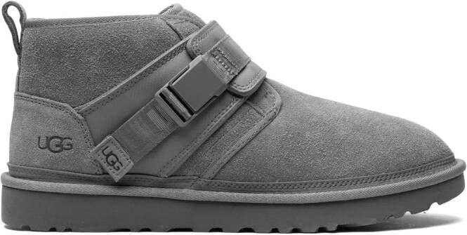 UGG Neumel Quickclick Chukka suède laarzen Grijs