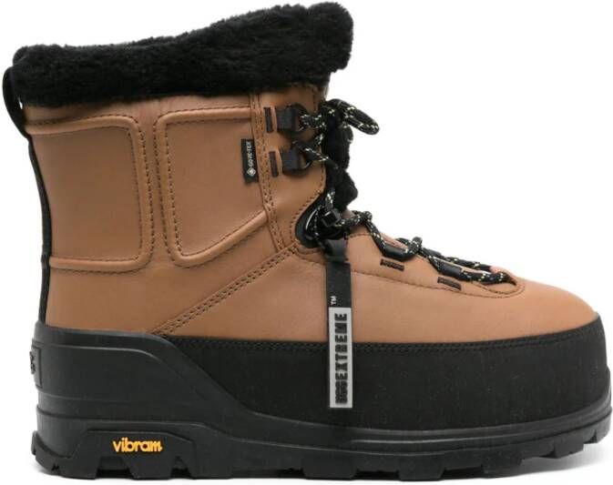 UGG Shasta Gore-Tex enkellaarzen Bruin