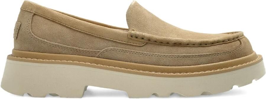 UGG Ascot suède loafers met plateauzool Beige