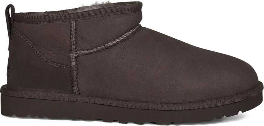 UGG Classic Mini enkellaarzen Bruin