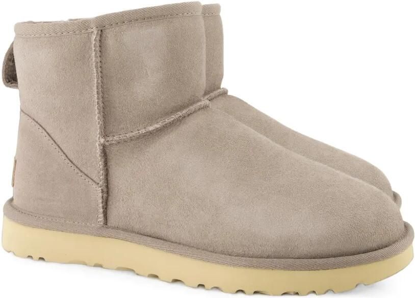 UGG Classic Mini II enkellaarzen Grijs