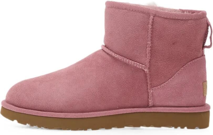 UGG Classic Mini II suède enkellaarzen met lammy voering Roze