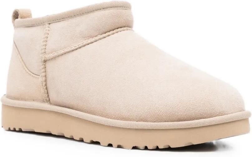 UGG Classic Ultra Mini enkellaarzen Beige - Foto 3