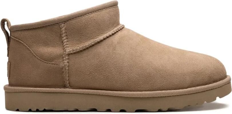 UGG Classic Ultra Mini slip-on laarzen Beige