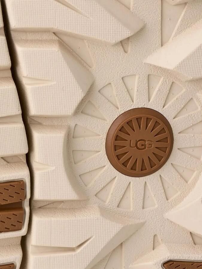 UGG Classic Ultra Mini Weather Hybrid enkellaarzen Bruin - Foto 1
