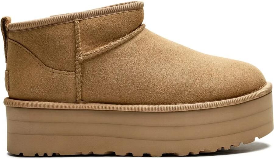 UGG Enkellaarzen met plateauzool Beige