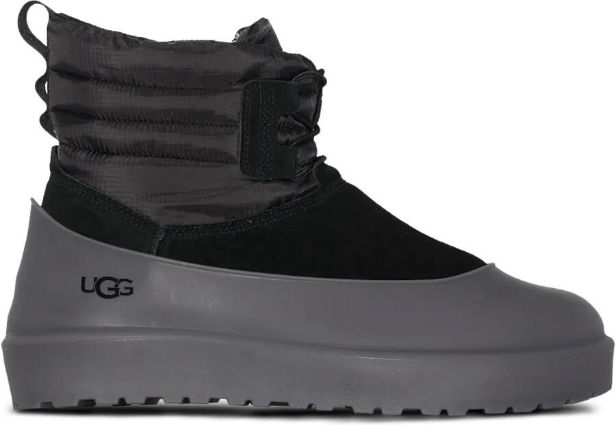 UGG Gewatteerde veterlaarzen Zwart