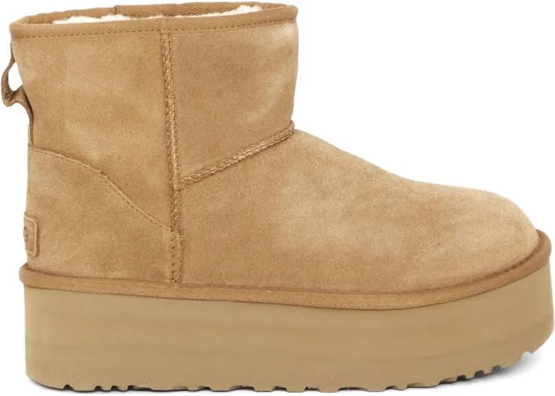 UGG Klassieke enkellaarzen met plateauzool Beige