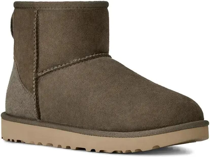 UGG Laarzen met treklip Beige