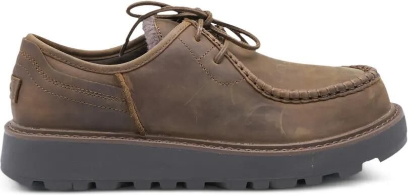 UGG Loften veterschoenen Bruin