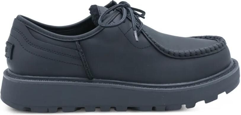 UGG Loften veterschoenen met stikseldetail Zwart