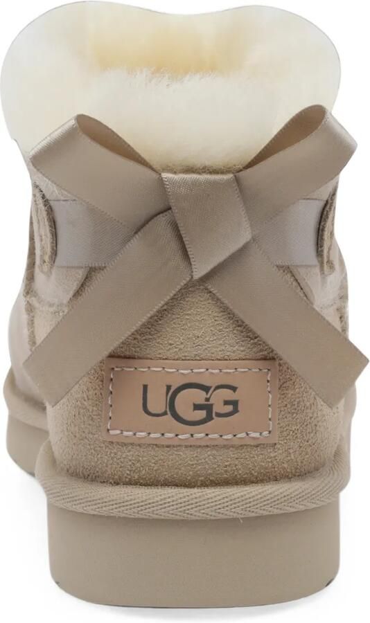 UGG Ultra Mini Bailey suede boots Beige - Foto 2