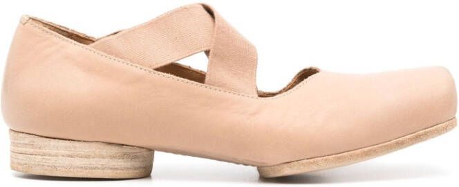 Uma Wang Leren ballerina's met vierkante neus Beige