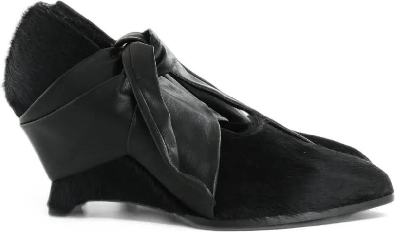 Uma Wang Knottedpoint knot-detail pumps Zwart