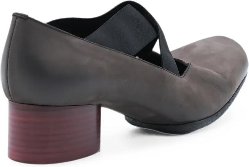 Uma Wang Leren pumps met gekruiste bandjes Bruin - Foto 3