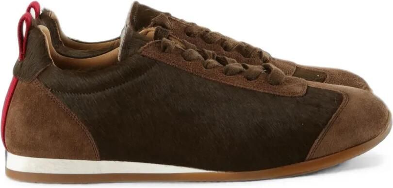 Uma Wang Suède sneakers met ponyhaar Bruin