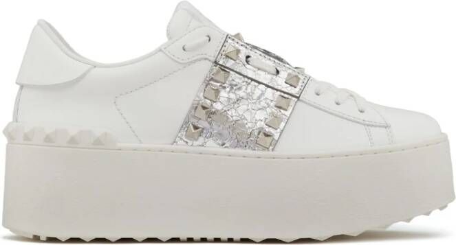 Valentino Garavani Rockstud Untitled metallic sneakers met plateauzool Wit