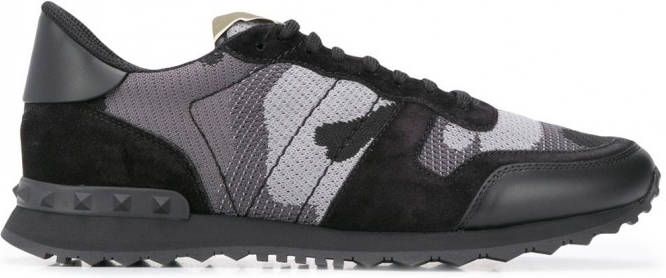 Valentino Garavani Rockrunner sneakers met camouflageprint Zwart