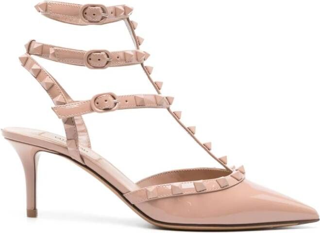 Valentino Garavani Rockstud gelakte pumps Beige