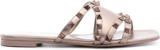 Valentino Garavani Rockstud metallic leren slippers Goud