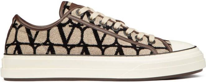 Valentino Garavani Sneakers met print Beige