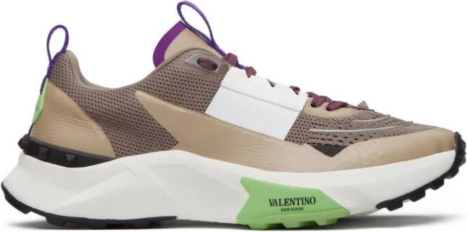 Valentino Garavani True Act sneakers met vlakken Beige