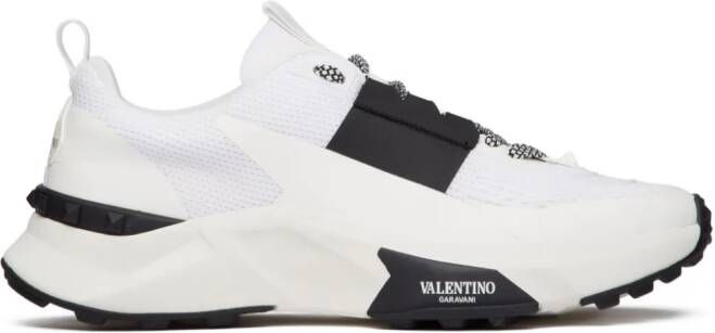 Valentino Garavani True Act sneakers met vlakken Wit