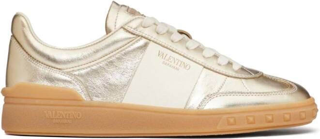 Valentino Garavani Upvillage low-top leren sneakers Goud