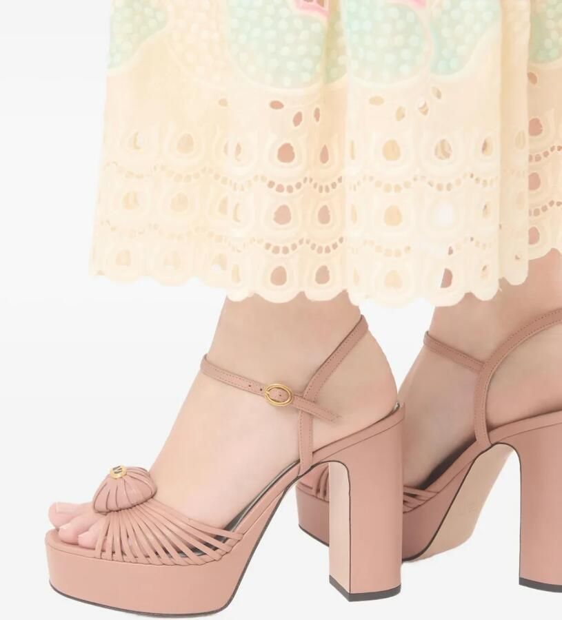 Valentino Garavani 115 mm Royal Heart sandalen met plateauzool Roze - Foto 2