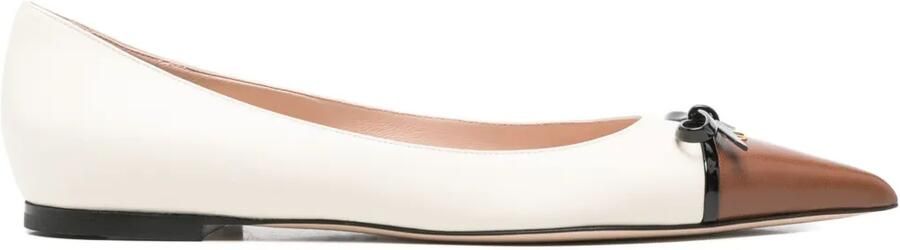 Valentino Garavani Leren ballerina's Wit