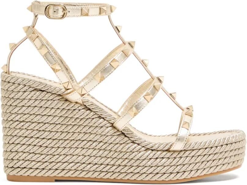 Valentino Garavani Rockstud gelamineerde nappaleren sandalen met sleehak Goud