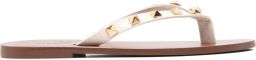 Valentino Garavani Rockstud kalfsleren sandalen Beige