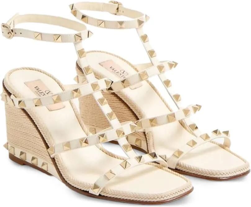 Valentino Garavani Rockstud kalfsleren sandalen met sleehak en Cornely-borduurwerk Beige - Foto 2