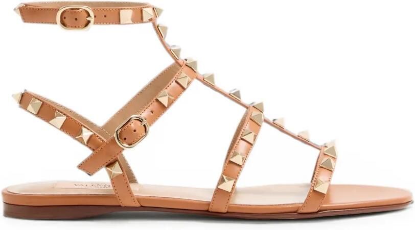 Valentino Garavani Rockstud platte sandalen van kalfsleer met bandjes Bruin