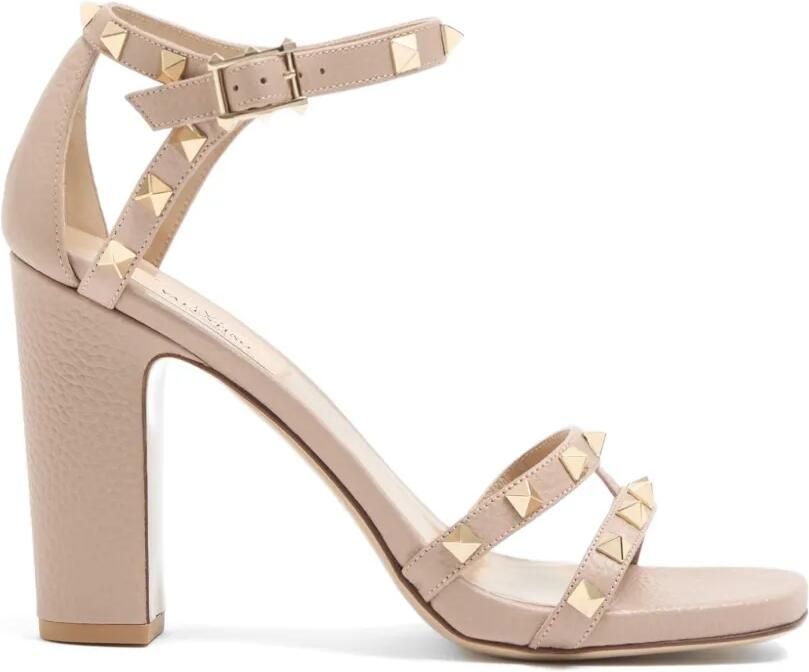 Valentino Garavani Rockstud sandalen van kalfsleer met elandprint Beige