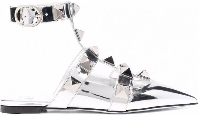 Valentino Garavani Roman gespschoenen met studs Zilver