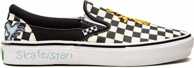 Vans x Skateistan Classic slip-on sneakers Zwart