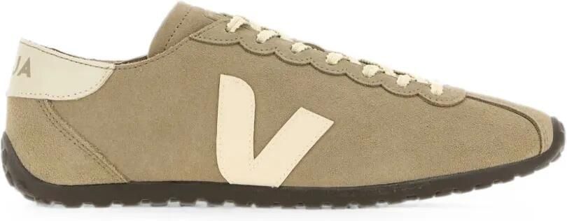VEJA Cateyes suède sneakers met V-logo Beige