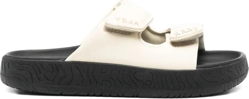 VEJA Etna Bold sandalen met klittenband Beige