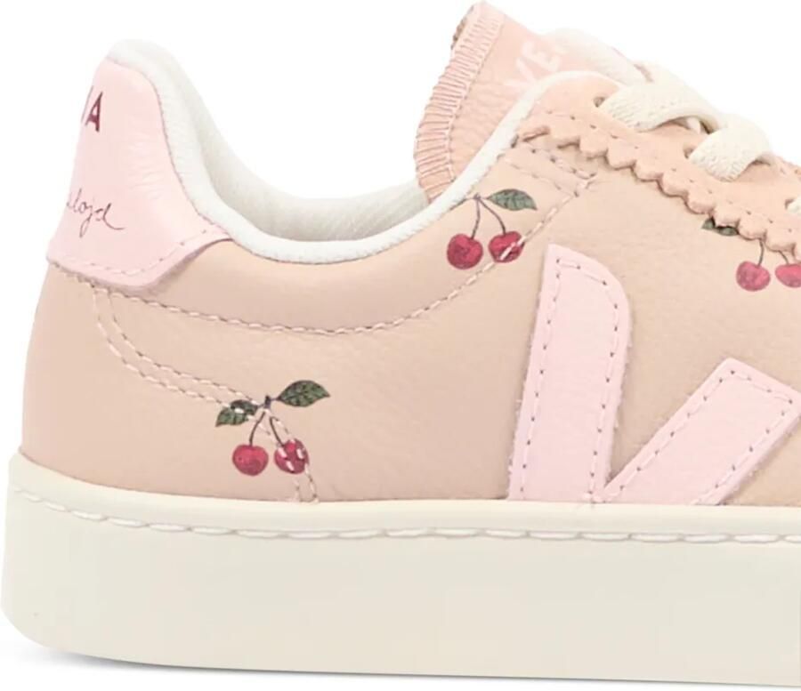 VEJA Kids x Konges Sløjd Volley sneakers met kersenprint Roze - Foto 2