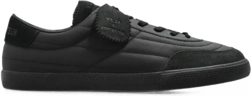 VEJA quilted panelled leather sneakers Zwart