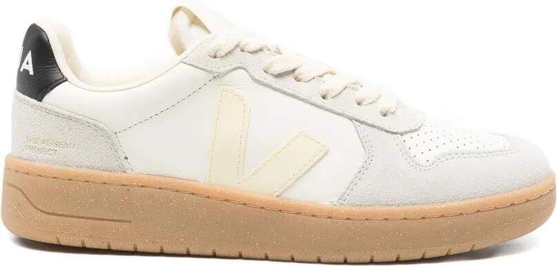 VEJA V-82 suède sneakers met vlakken Beige