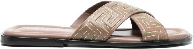 Versace Greca slippers Bruin