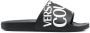 Versace Jeans Couture Slippers met logoprint Zwart - Thumbnail 1